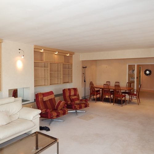 James Close, Woodlands, NW11