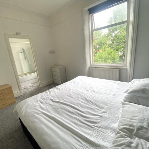 Hoveden Road, Cricklewood, NW2 3XE