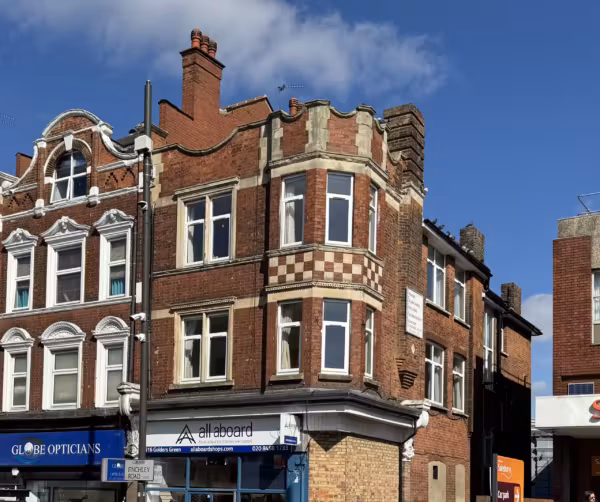 Finchley Road, London NW11 7RR